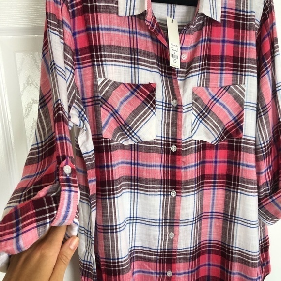 New Francesca’s Deb Plaid Button Down Top - Picture 4 of 9